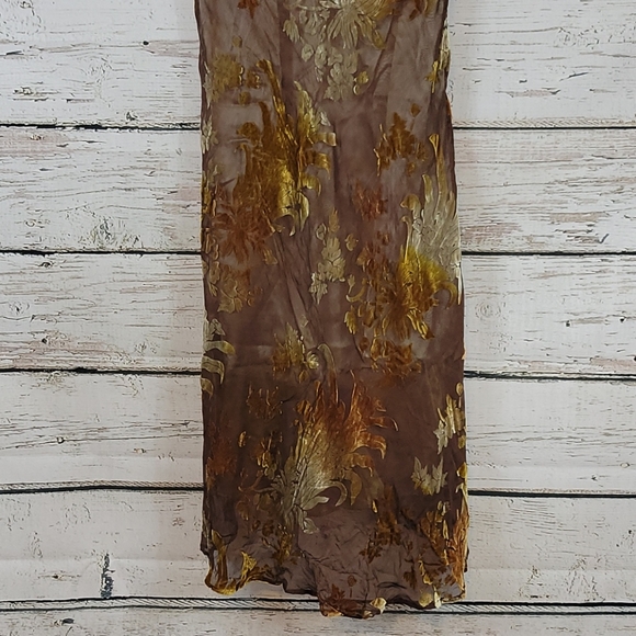 🆕️ Belly Basics Floral Burnout Dress - Picture 3 of 10